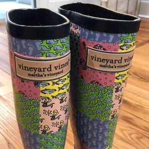 Only worn twice, Vineyard Vines Rain Boots!